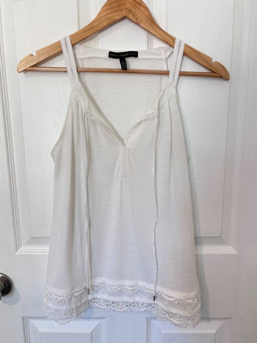 White House Black Market white summer tank lace size small